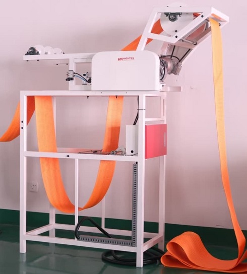 Automatic webbing feed device